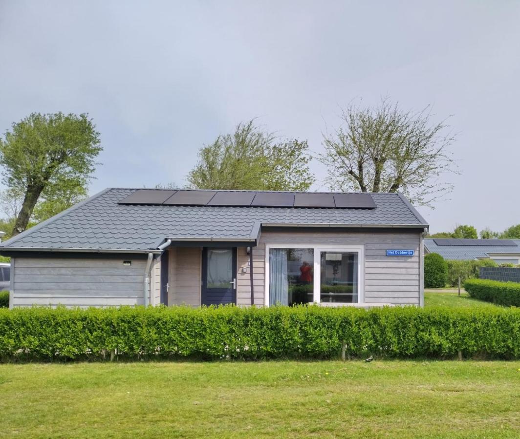 Het Dobbertje, Charmant Houten Huisje Sint Maartensvlotbrug Экстерьер фото
